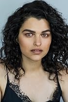 Eve Harlow Personal Overview: Age, Bio, Height, Professional Path, Snapshots & More